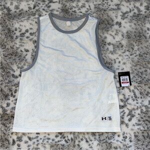 NWT Under Armour Womens Loose Heat
Gear white Playback Retro Mesh Tank
Xsmall
